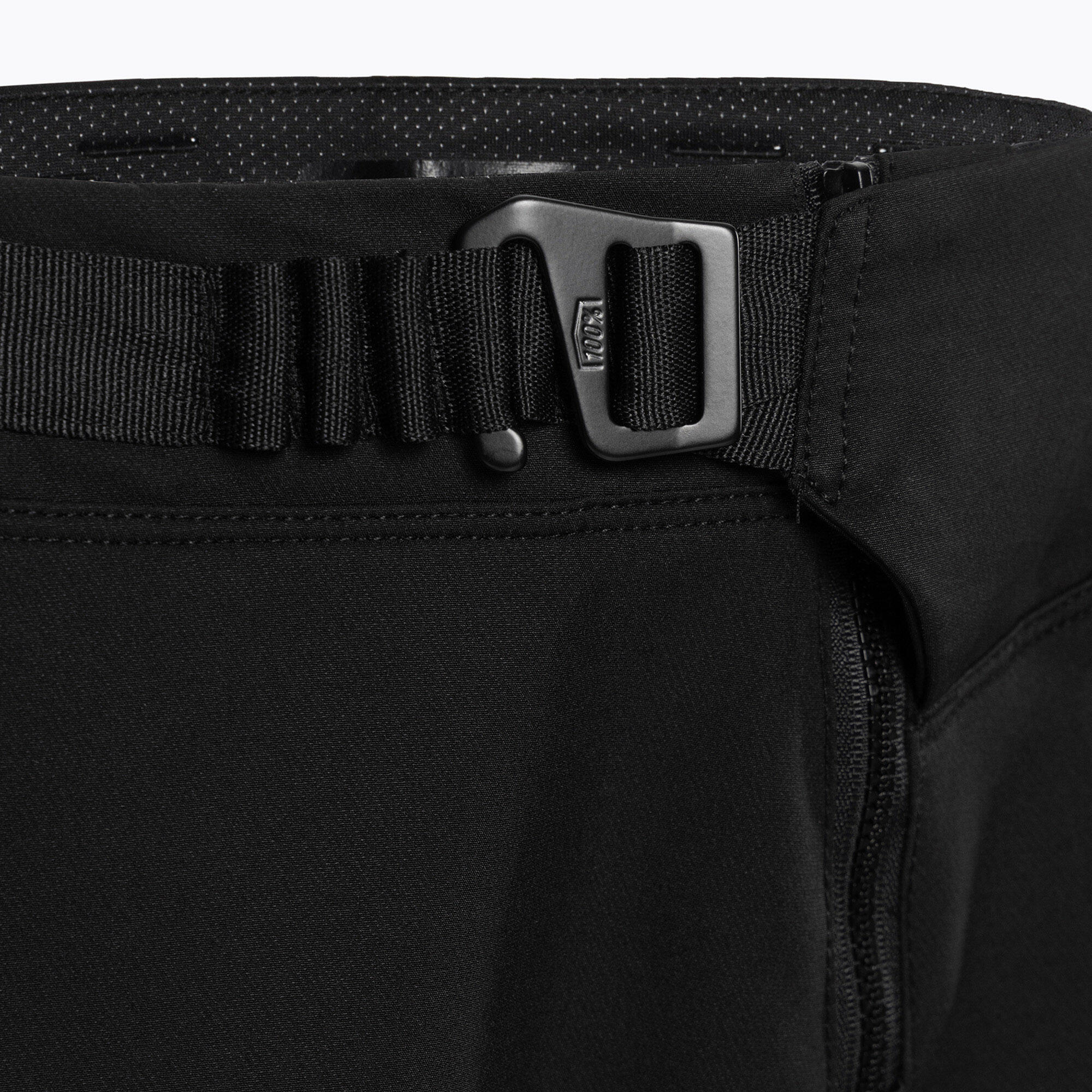Short AIRMATIC Noir 4/5