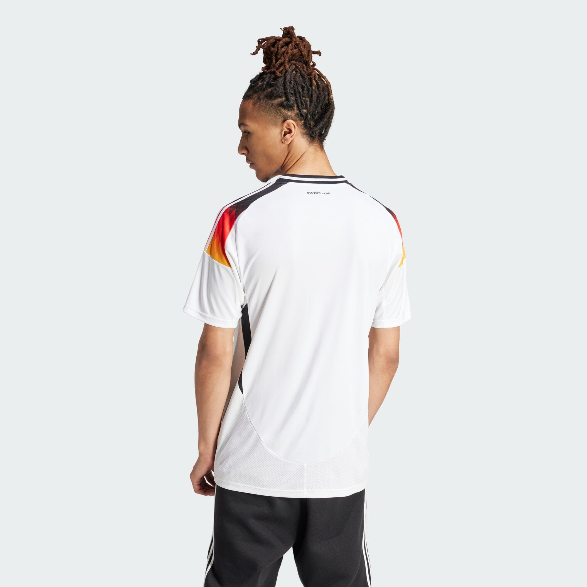 Germany 24 Home Jersey 3/6