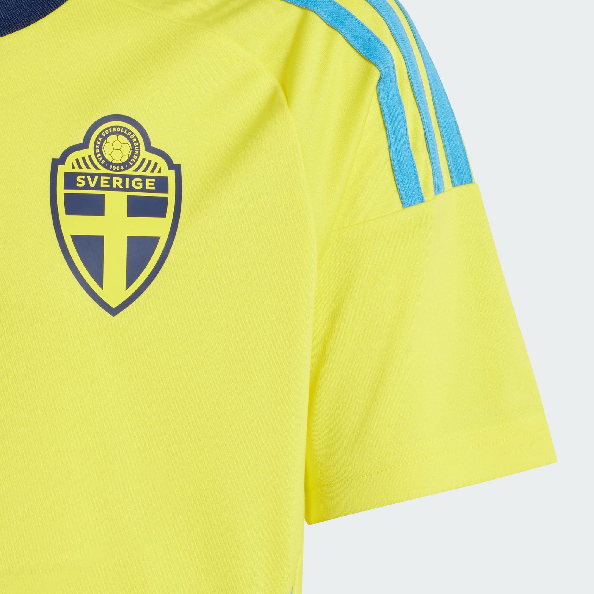 Home fan jersey Sweden 24 Kids