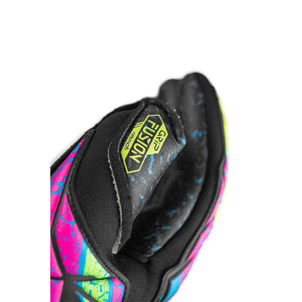 REUSCH Keepershandschoenen Attrakt Fusion Strapless