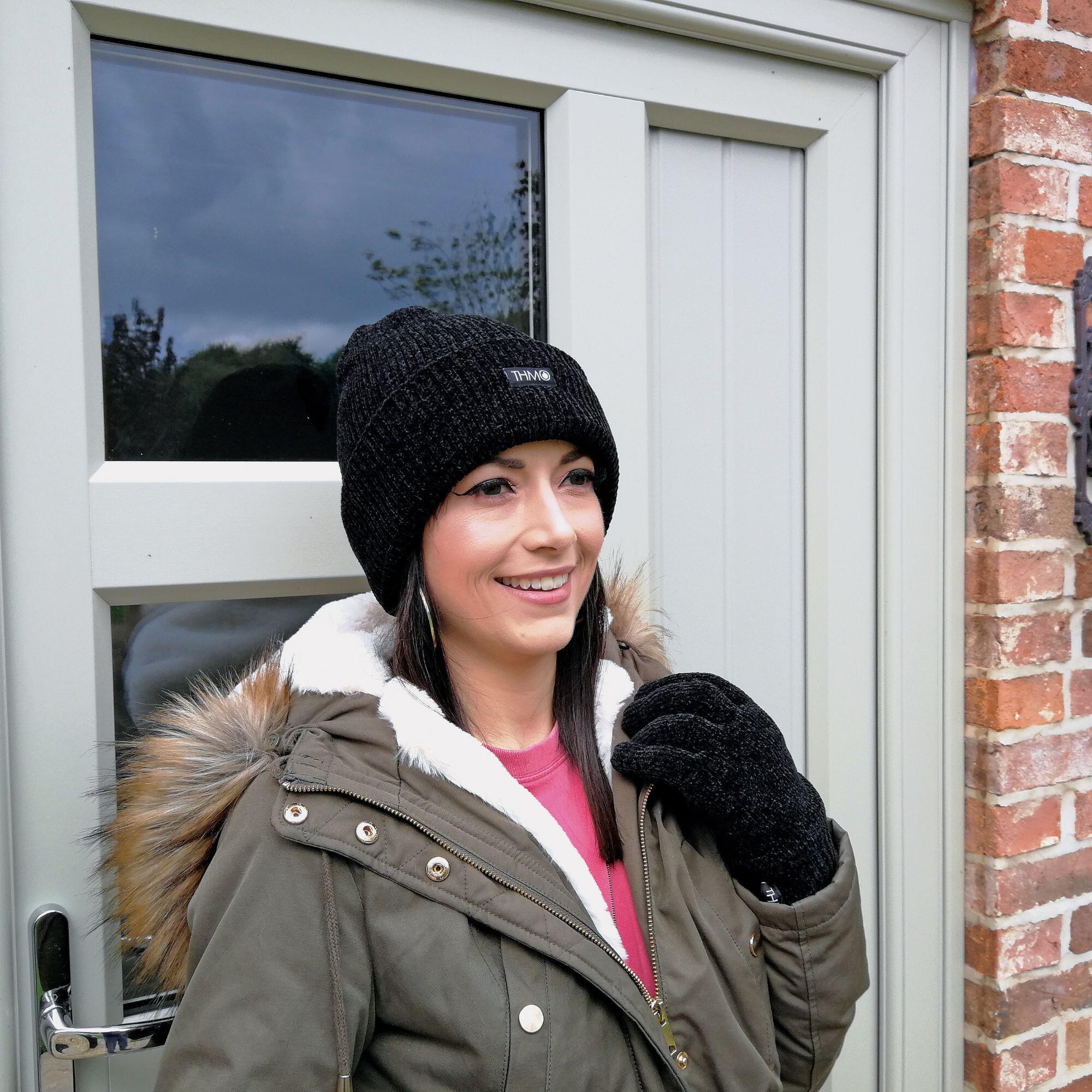 Bonnet Hiver Femme THMO En Chenille Avec Doublure Thinsulate 3M 40g - Chaud, Confortable, Taille Unique Avec Revers - Rouge, Gris Clair Ou Noir