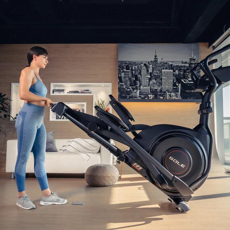 Sole Fitness E25 Crosstrainer - 1 mois de KinoMap gratuit