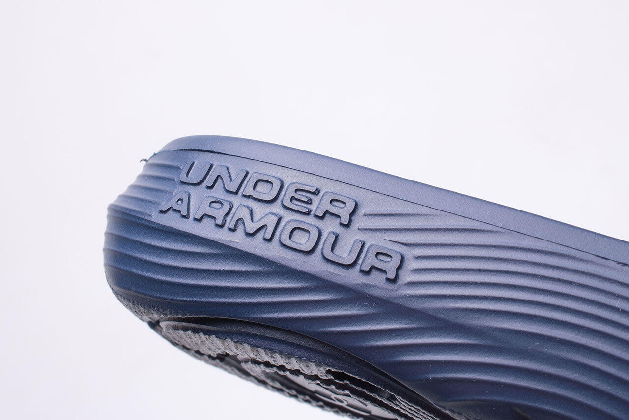 Tongs Under armour modèle 3023758-401 pour homme 5/7