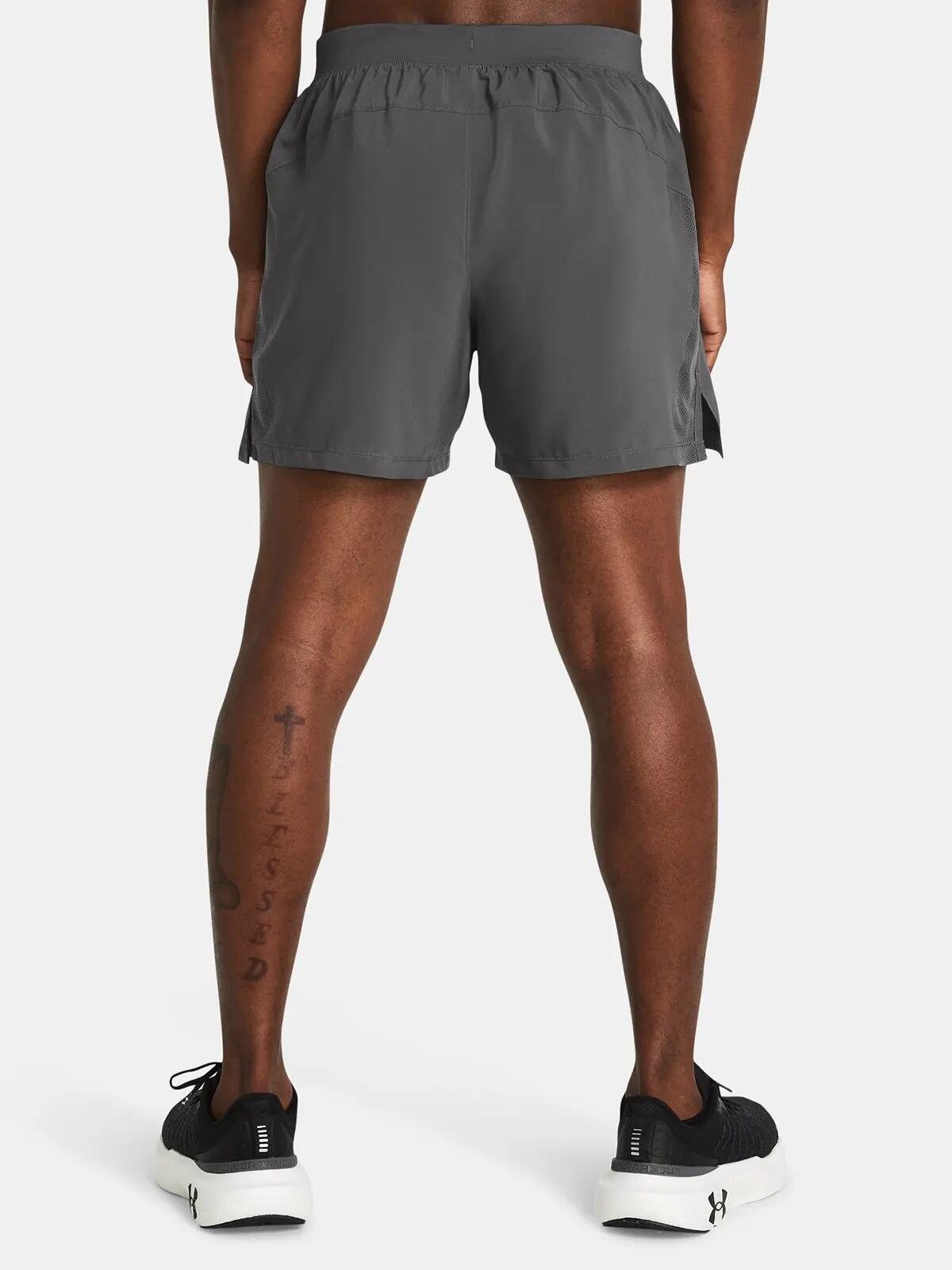Calções Under armour modelo 1382617-025 para homem 3/7