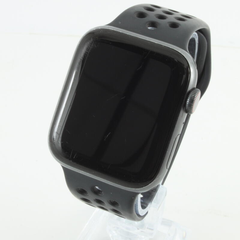 Reconditionné - Apple Watch Series 5 Nike 44mm 4G Gris/Noir - état correct