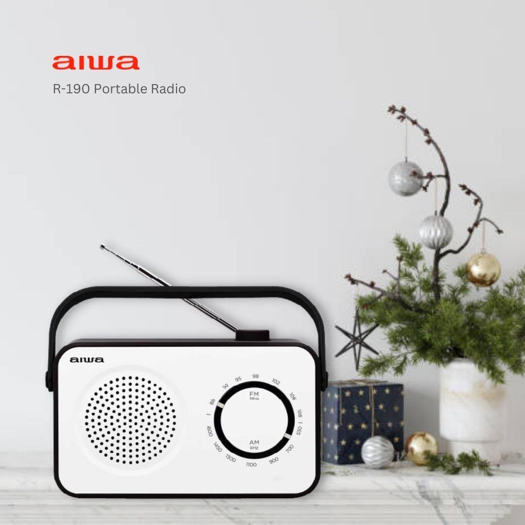 Aiwa R-190 Portable Radio 4/4