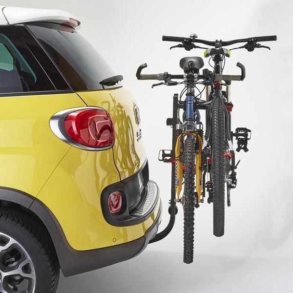 Zawieszany uchwyt na 2 rowery z miejscem na książki i zabezpieczeniem przed krad