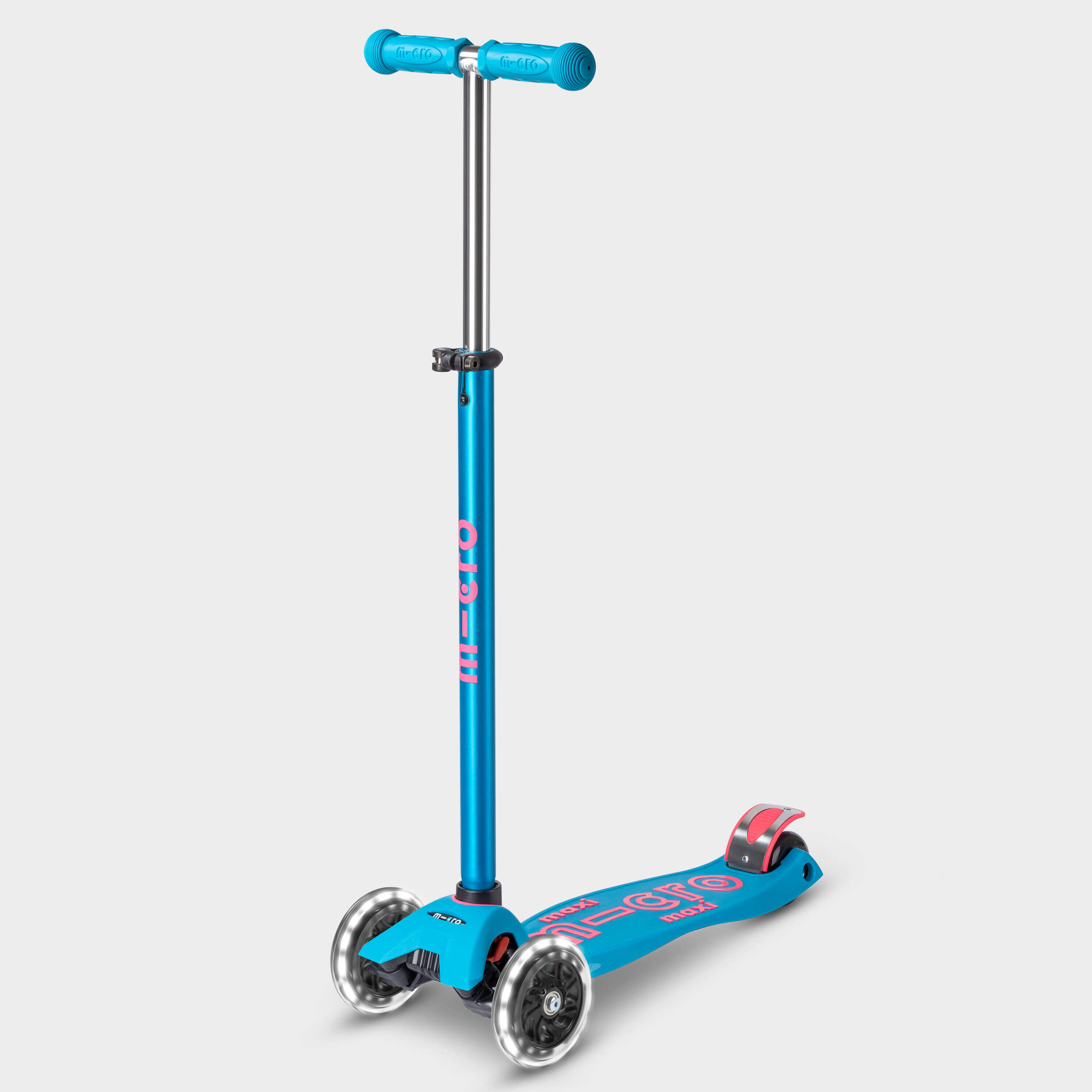 MICRO Maxi Micro LED Scooter: Aqua