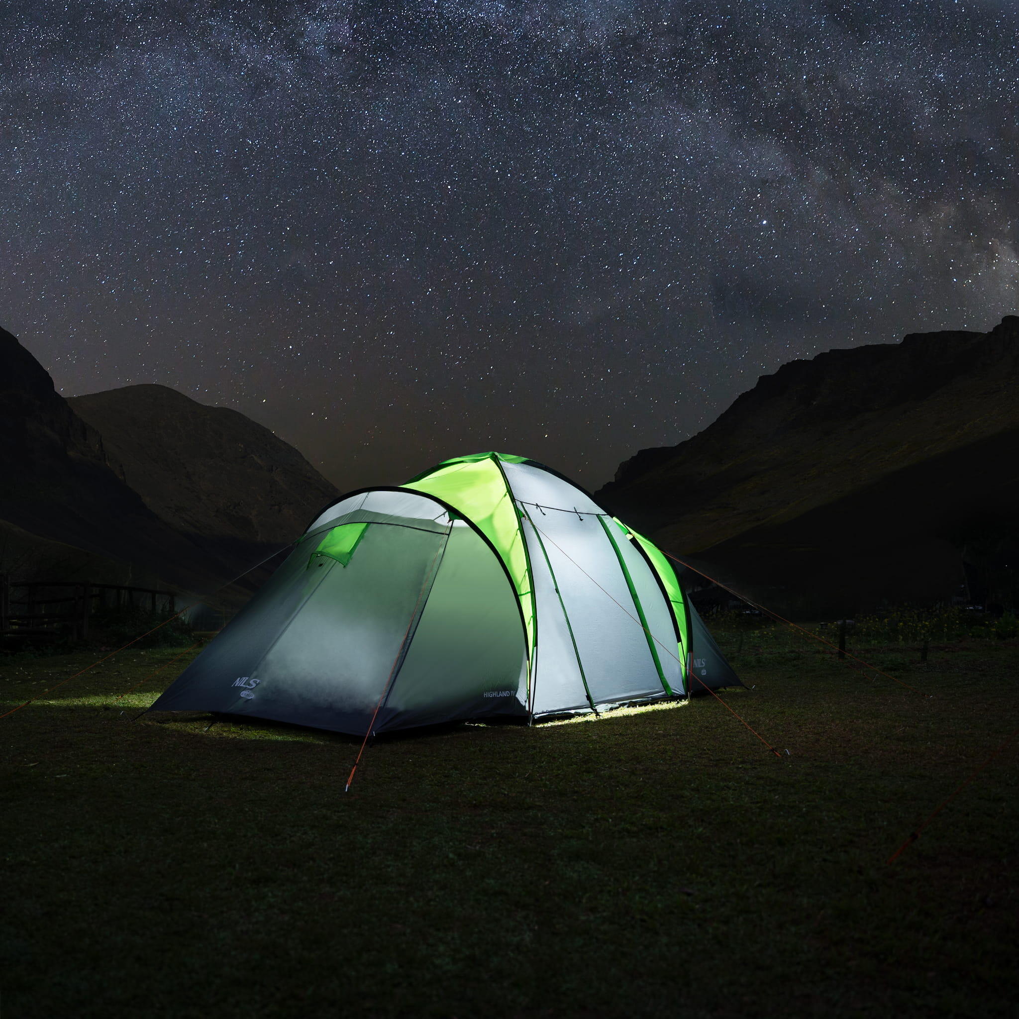 Tente camping 4 places NILS CAMP Highland IV NC6431 avec avancée 2/7