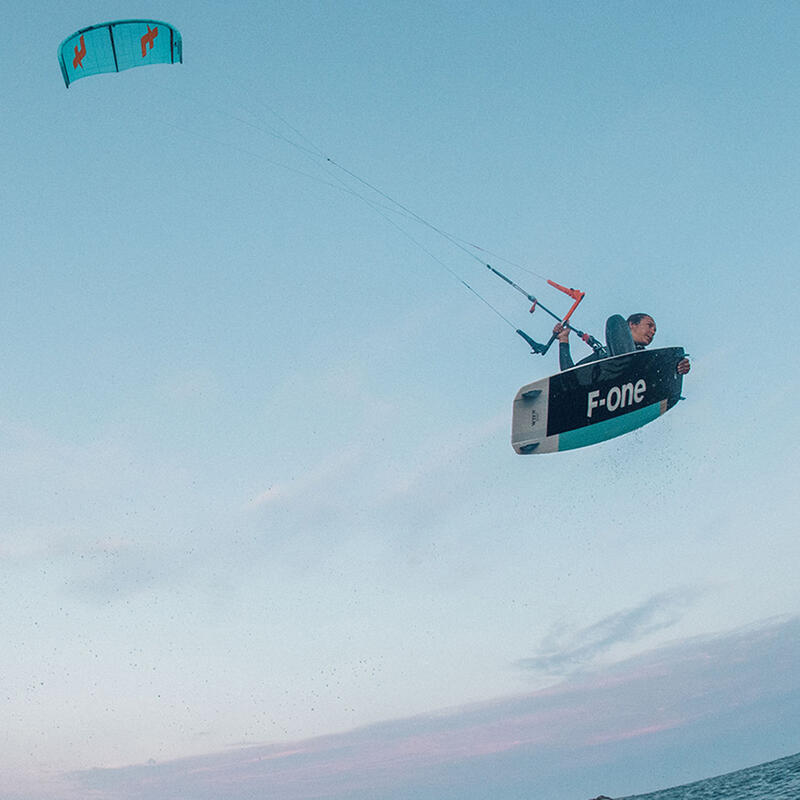 Latawiec kitesurfingowy F-ONE Bandit XV