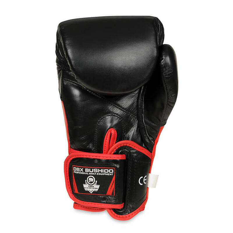 Guantes de boxeo Bushido DBX con un sistema de protección de muneca