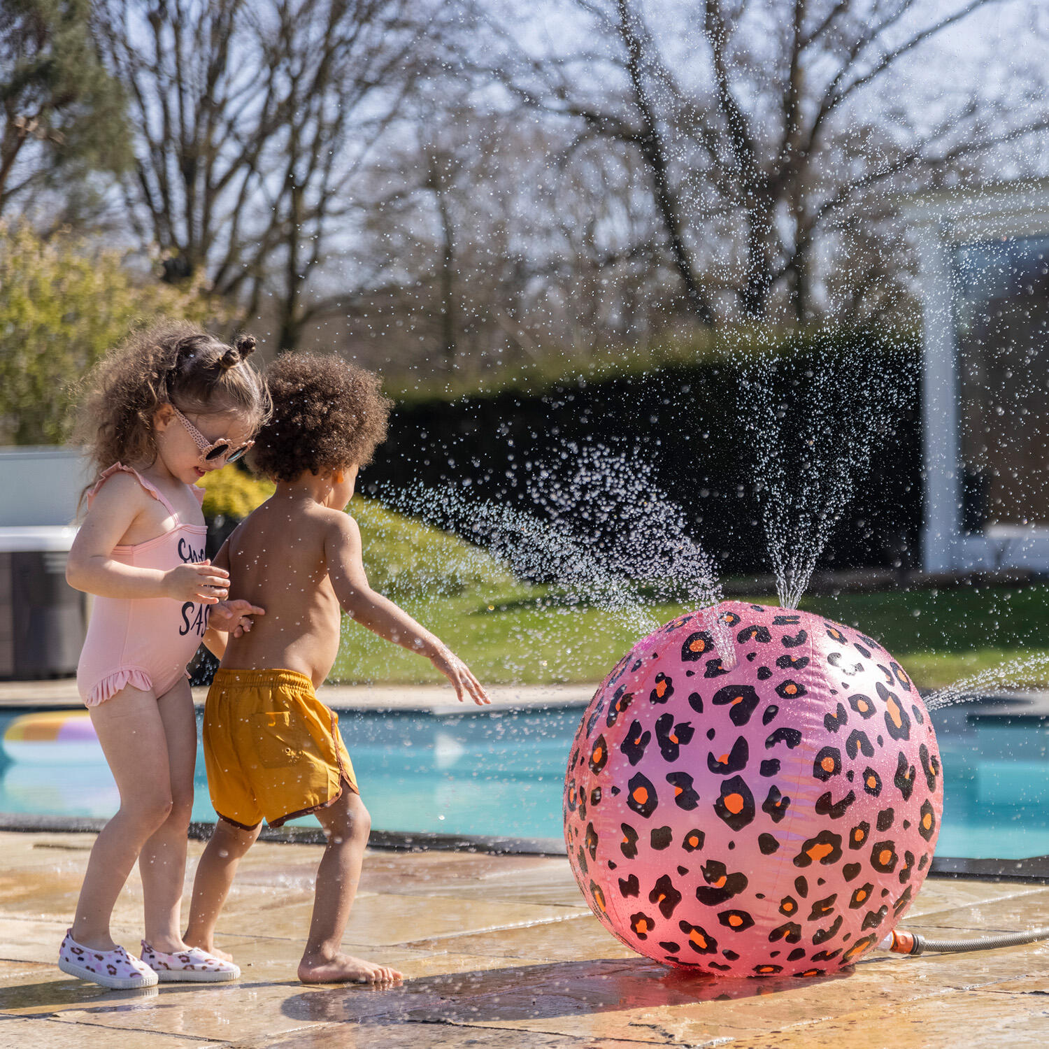 Pallone d'acqua da nuoto con funzione di spruzzatore 60 cm Rosa Oro Leopardo