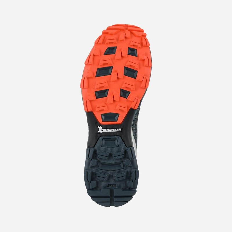 Zapatillas Trail runningujer LIGHT RUSH