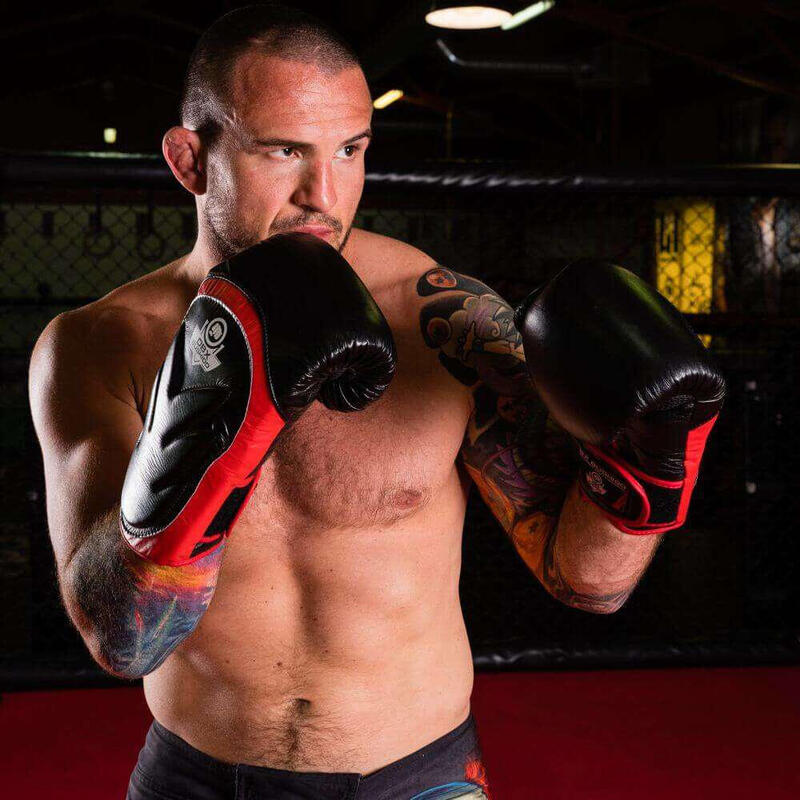 Boxerské rukavice DBX BUSHIDO BB4