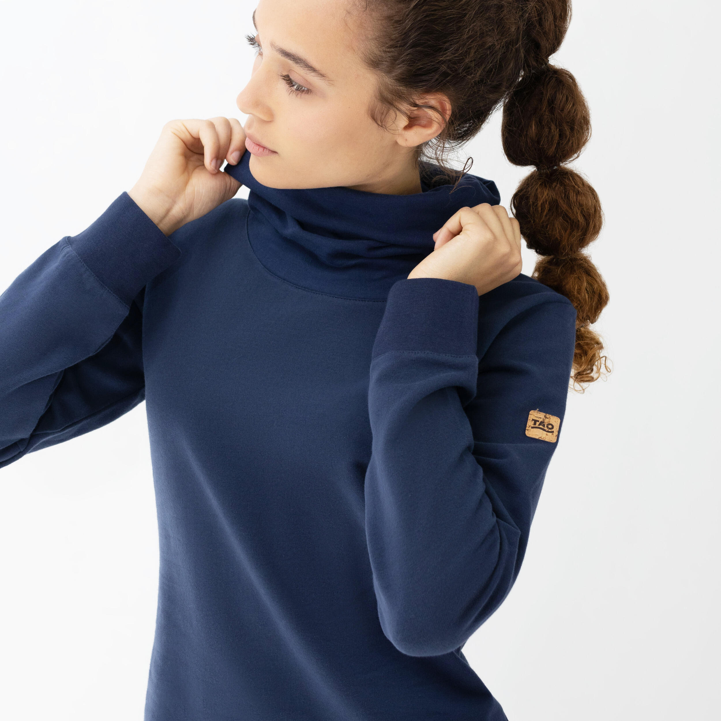 Damen COOLIA kuscheliger Hoodie mit Stehkragen aus Bio-Baumwolle 4/7