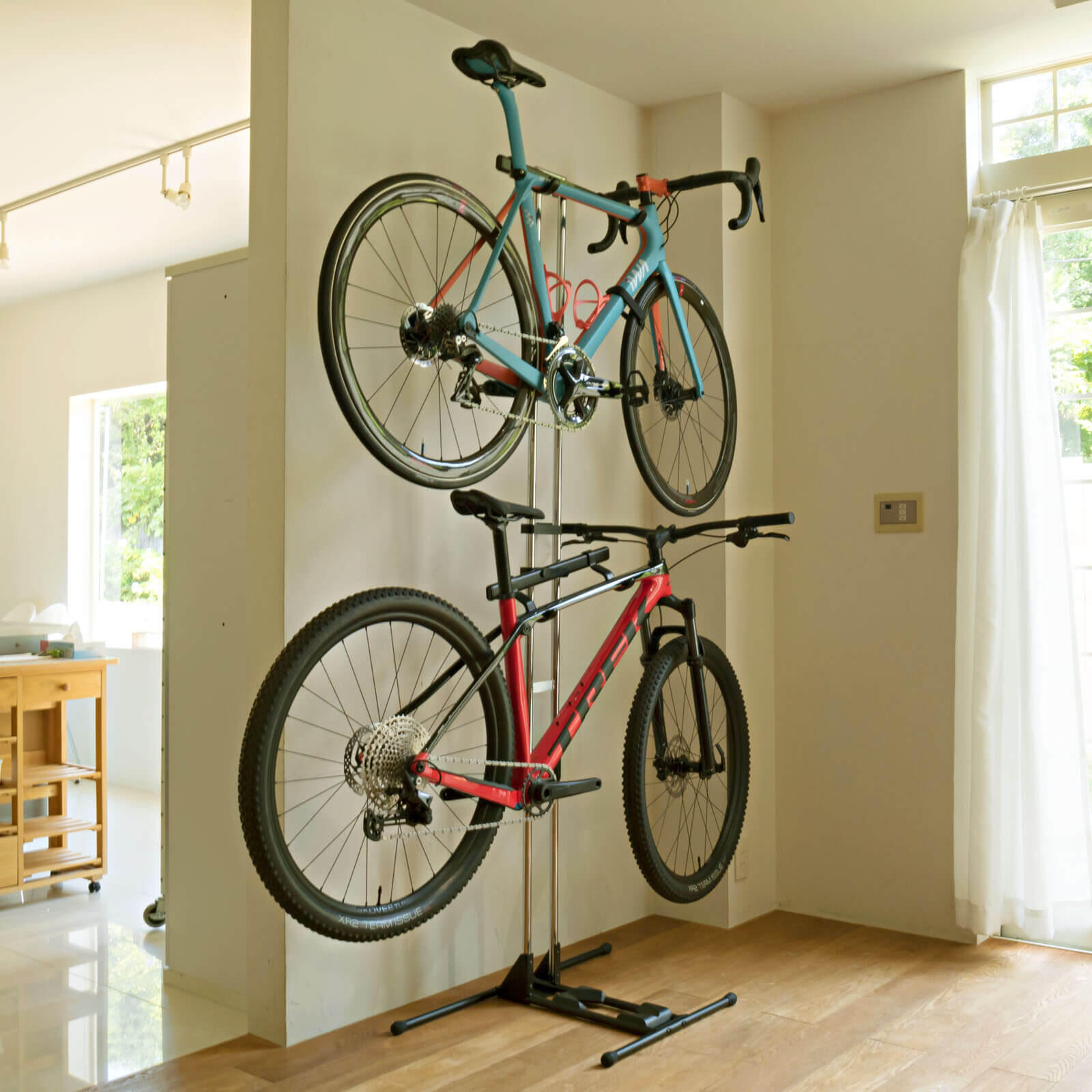 Bike Stand iWA Tower Black Silver