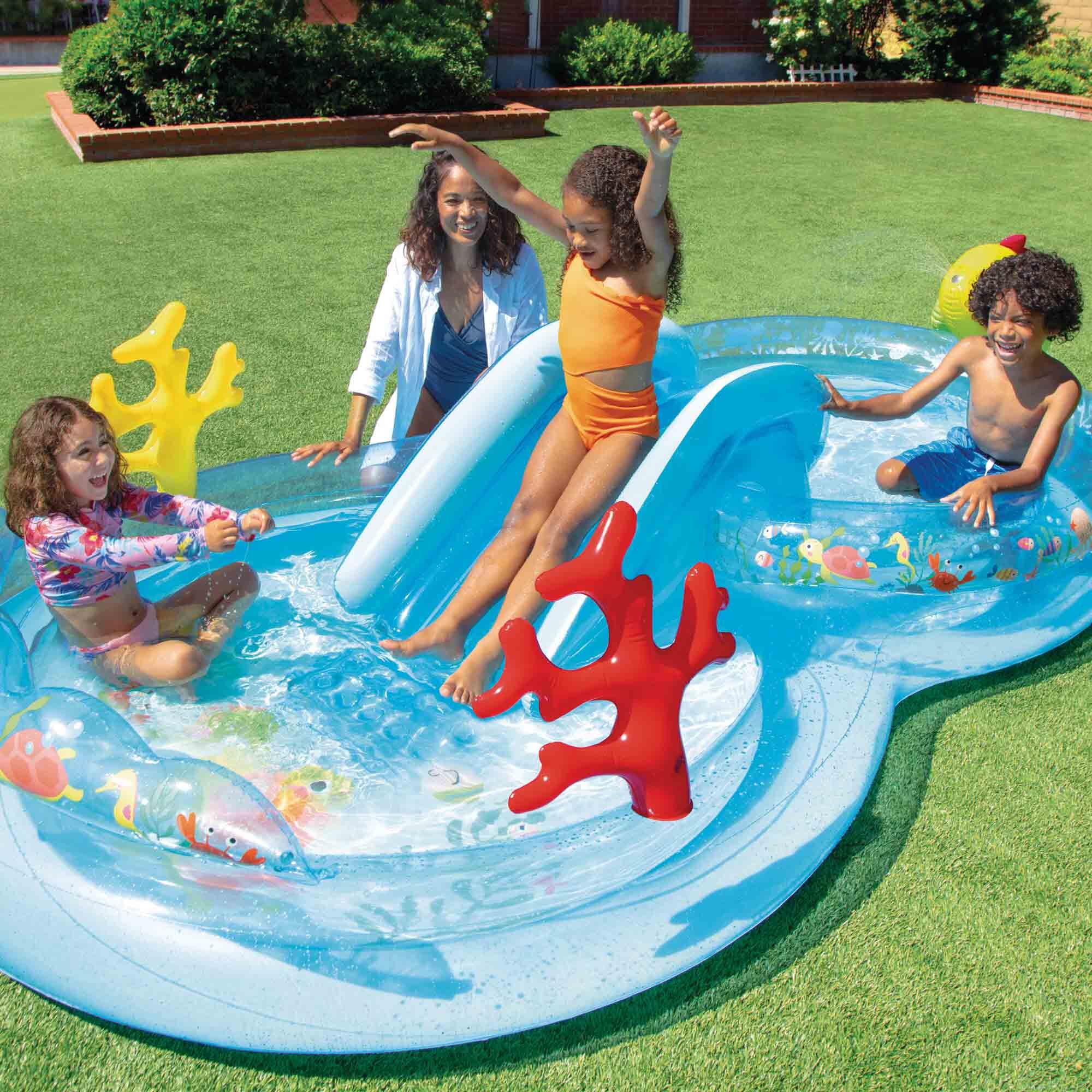 Centro de jogos aquático inflável sob o mar c/difusor  e estrela do mar INTEX 6/7