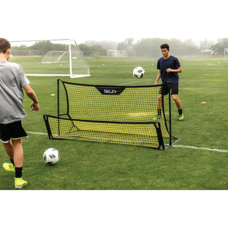 Red de entrenamiento de fútbol con retorno de balón -SKLZ