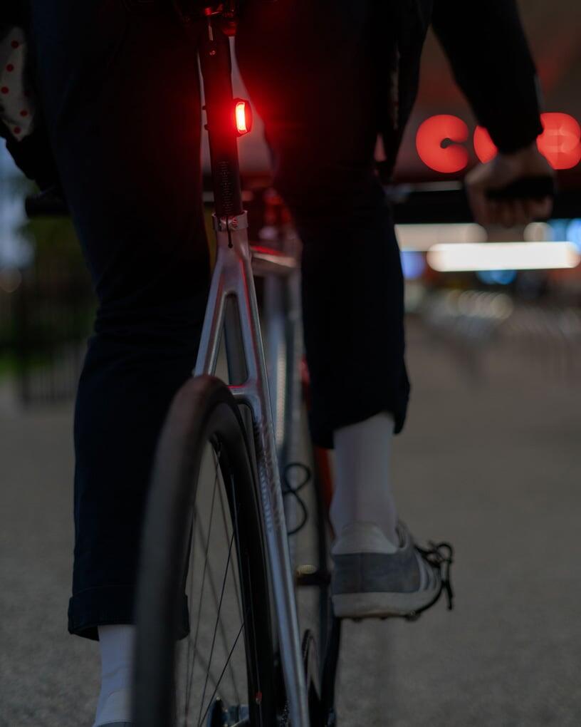 Knog Frog V3 Rear Bike Light  - Abyss Grey 5/7