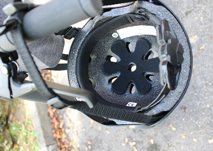 Casco YEEP.ME H.10 negro para scooters y bicicletas 5/6