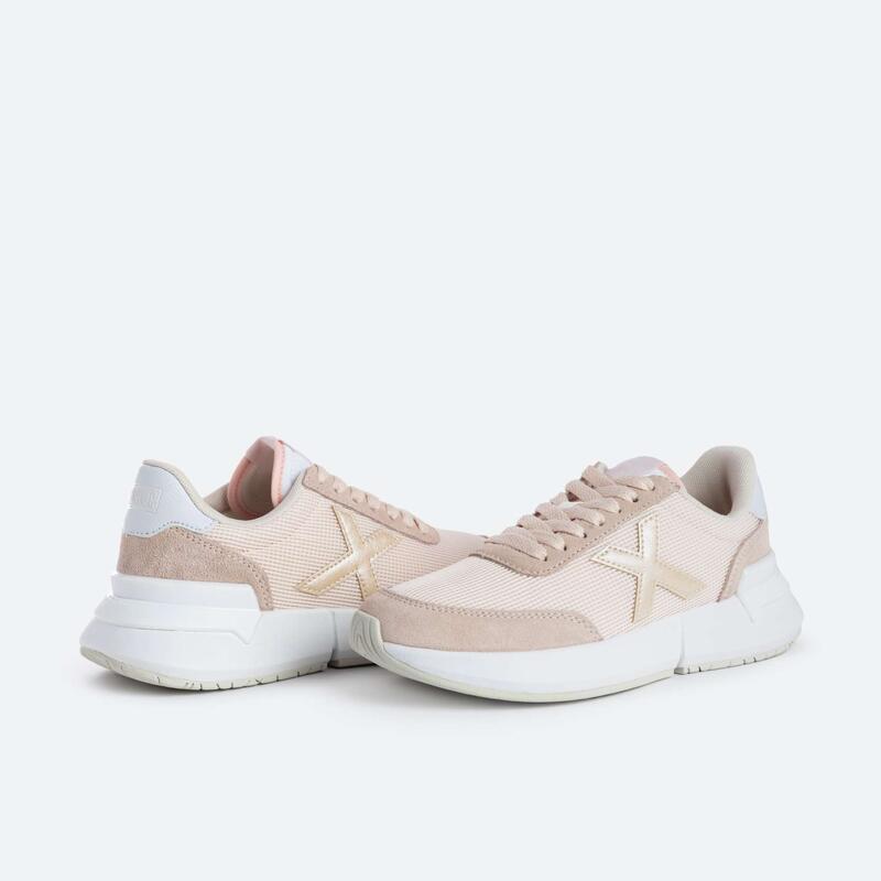 Zapatilla casual MUNICH Versus para mujer nude