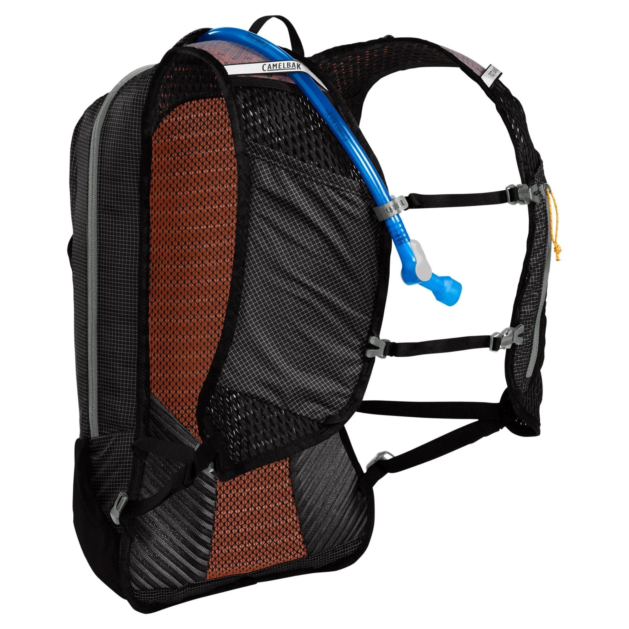 Rucsac Octane™ 12 Hydration Hiking Pack with Fusion™ Reservoir - Black/Apricot 6/7