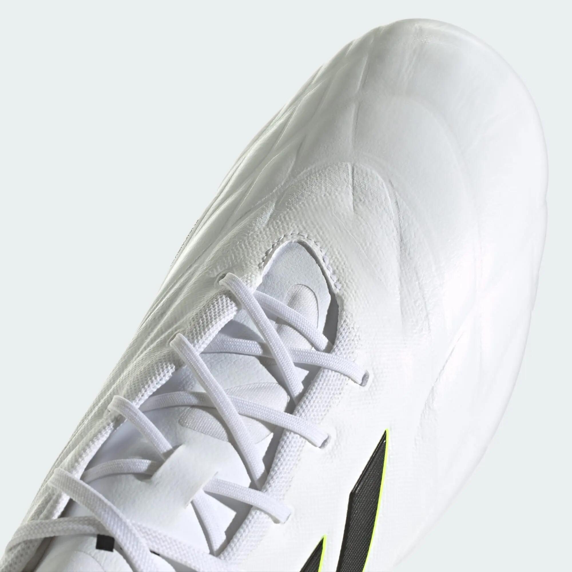 Buty Copa Pure II.2 FG 5/7