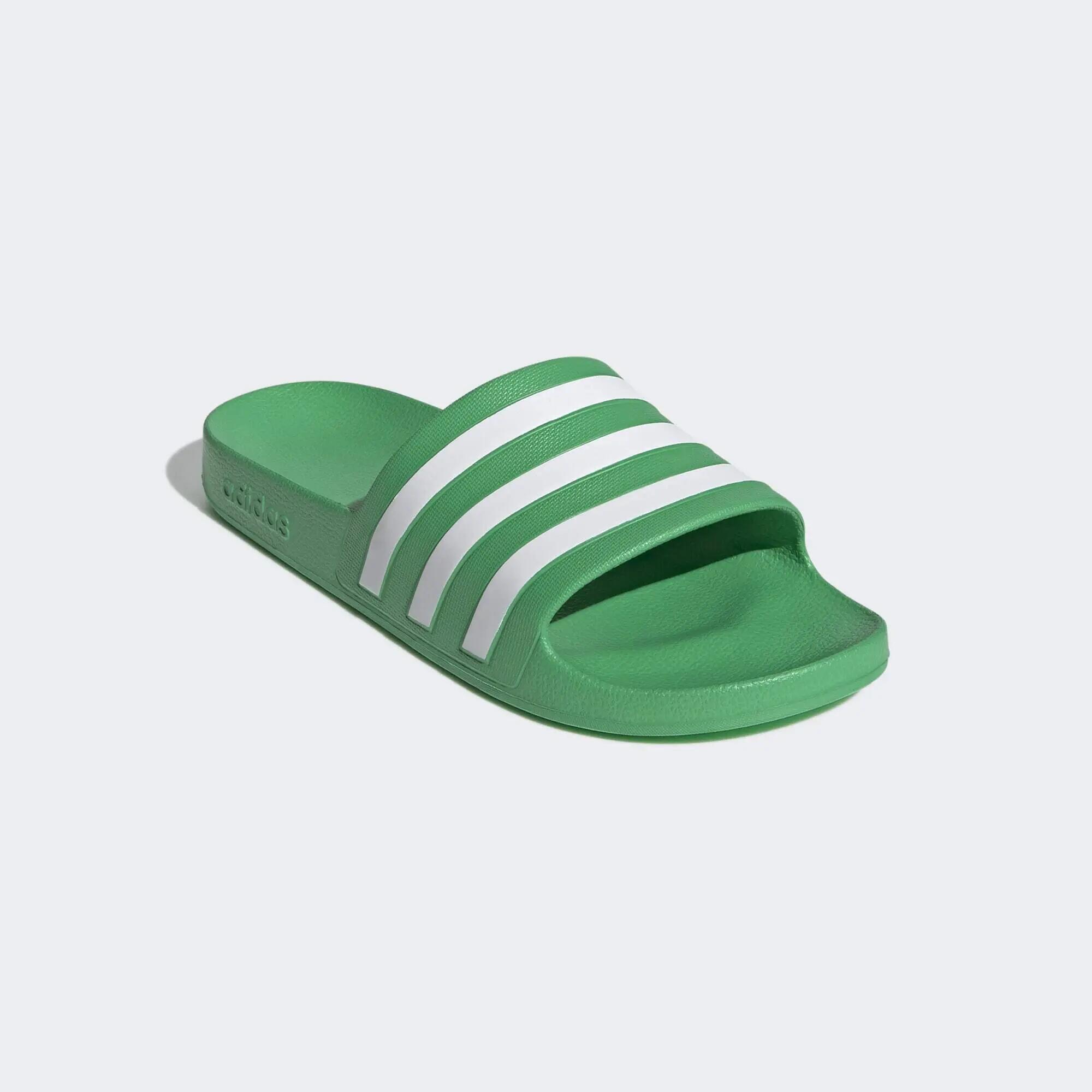 Adilette Aqua Slides 5/9