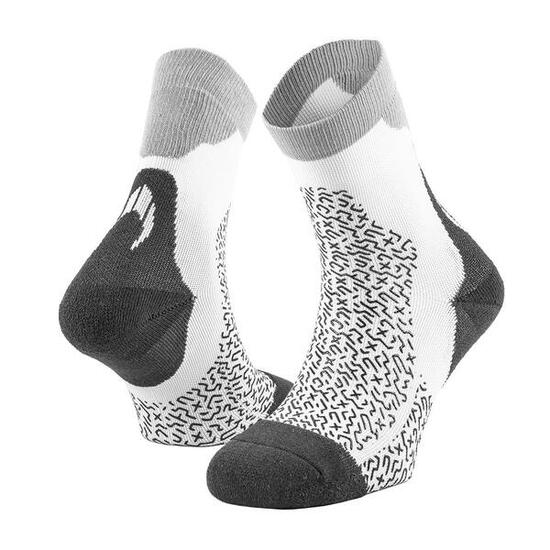 Socke mit extremem Grip