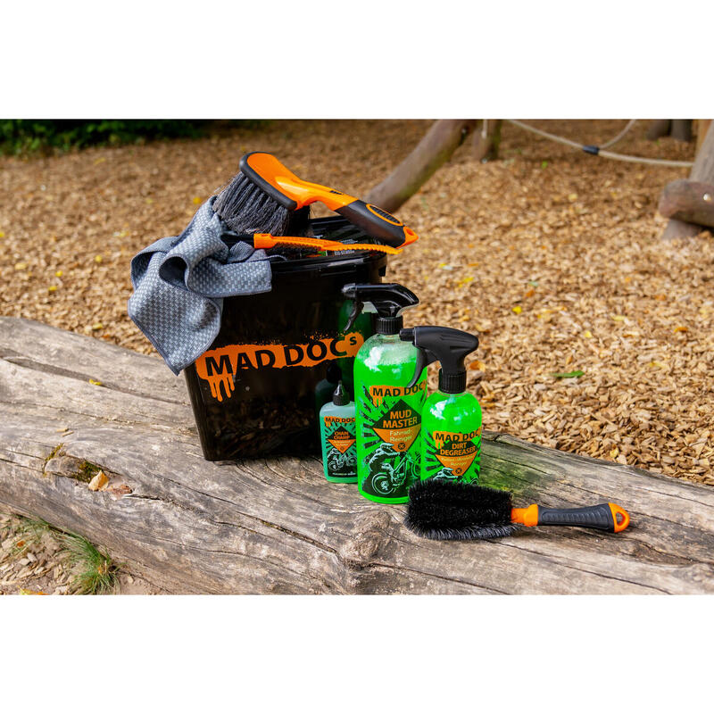 Kit curatare intretinere bicicleta 8 in 1 MAD DOCs BIKE BUCKET