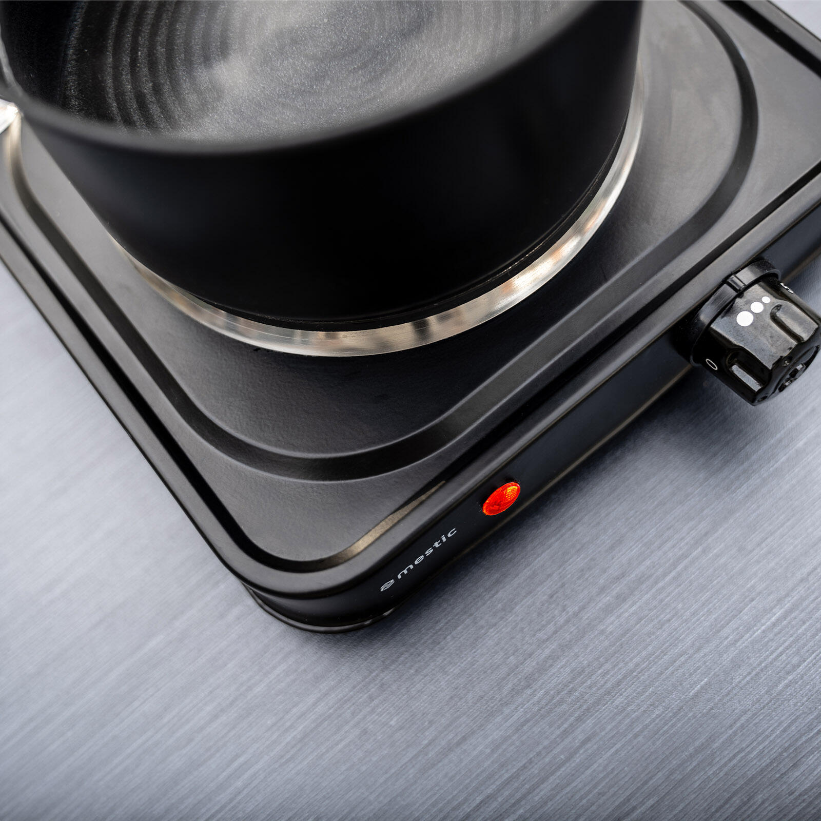 Mestic cuisinière MKT-120 noir 5/6