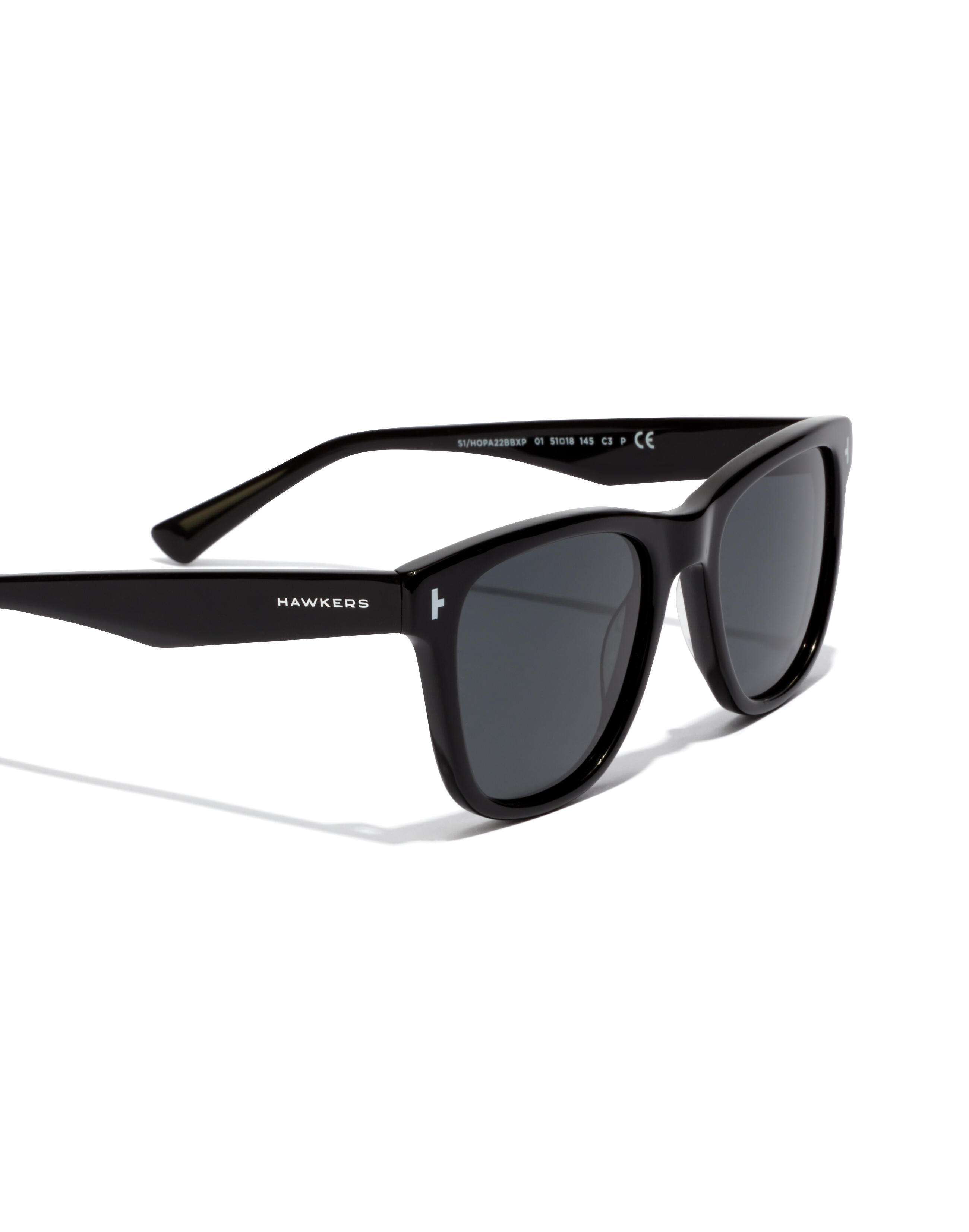 HAWKERS - Lunettes de soleil pour Homme et Femme POLARIZED BLACK DARK - ONE PAIR 5/5
