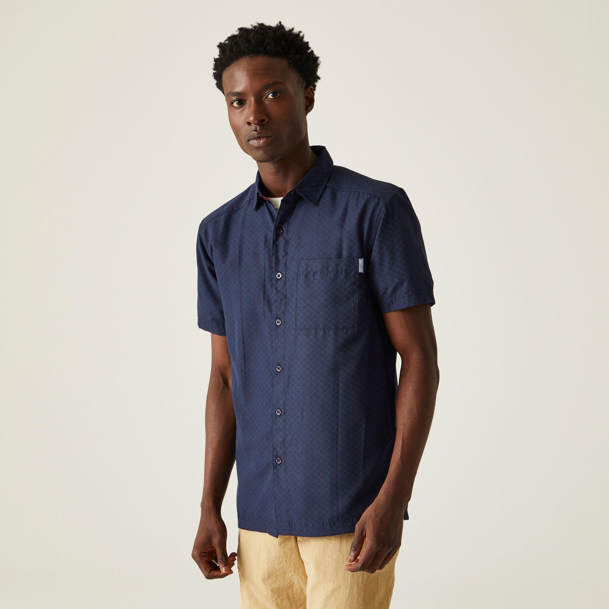 REGATTA Men's Mindano VIII Short Sleeve Shirt