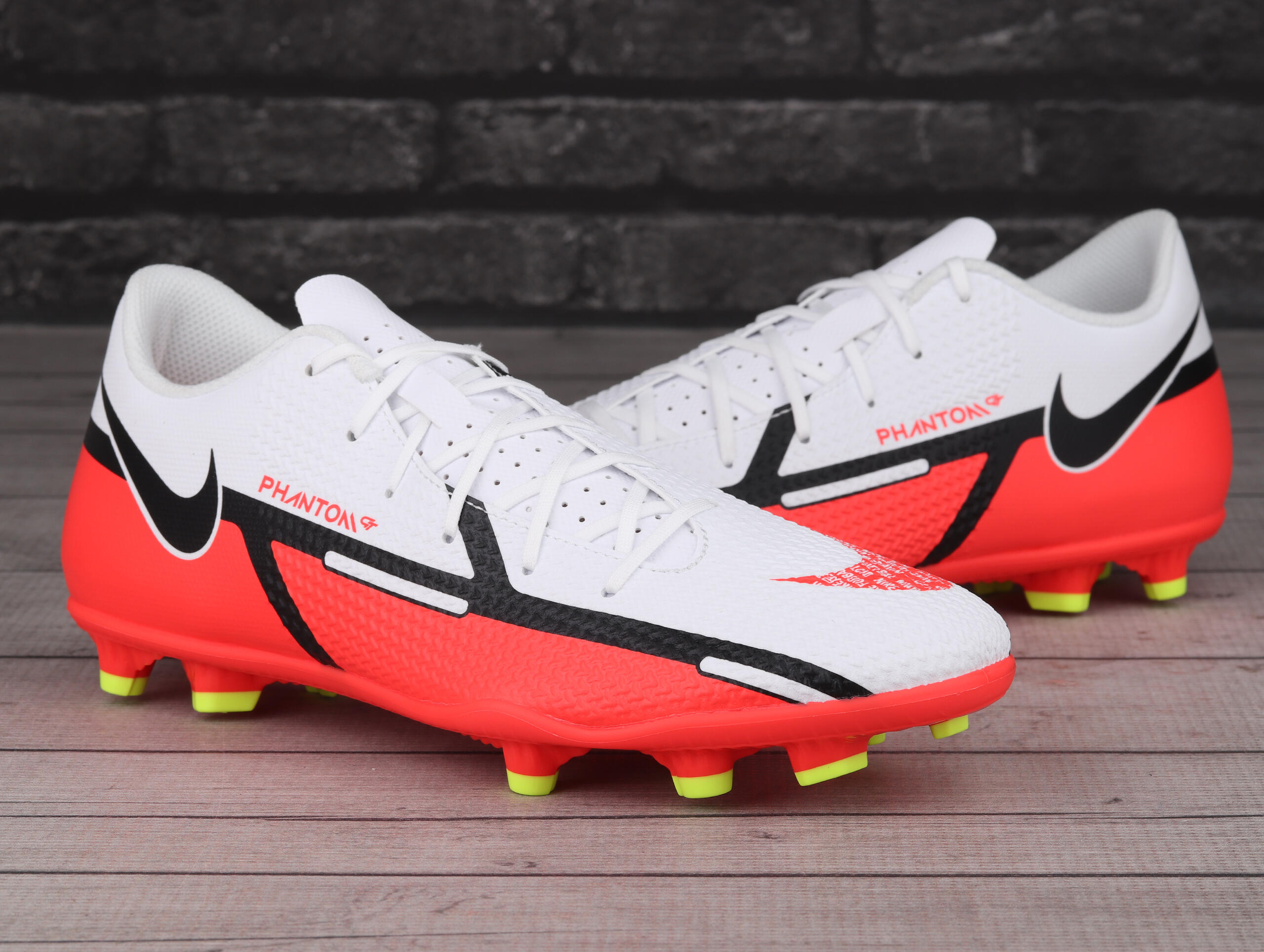 Chaussures De Football Homme Nike Phantom Gt2 Club Fg/Mg Pour Gazon 2/7