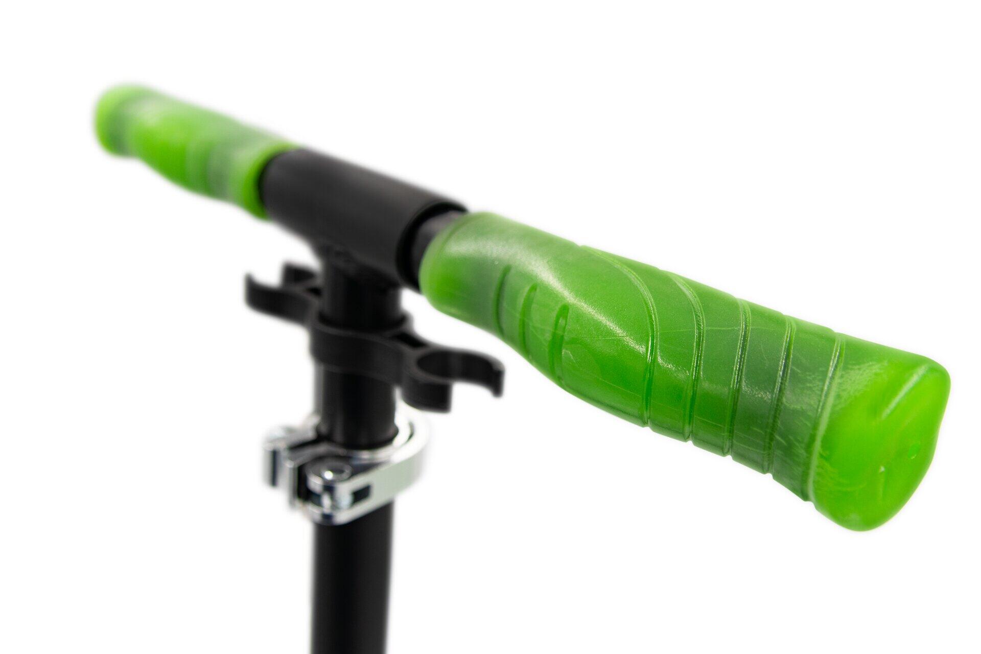 muuwmi Lights Aluminium Scooter GLOW 215 mm, mit Leuchtrollen und Glow-Effekt 10/14