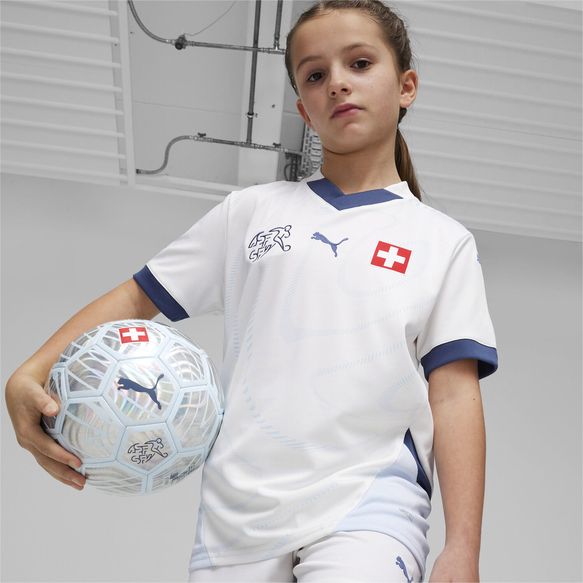 Maillot de football Away Suisse 2024 Enfant et Adolescent PUMA White Icy Blue 2/6