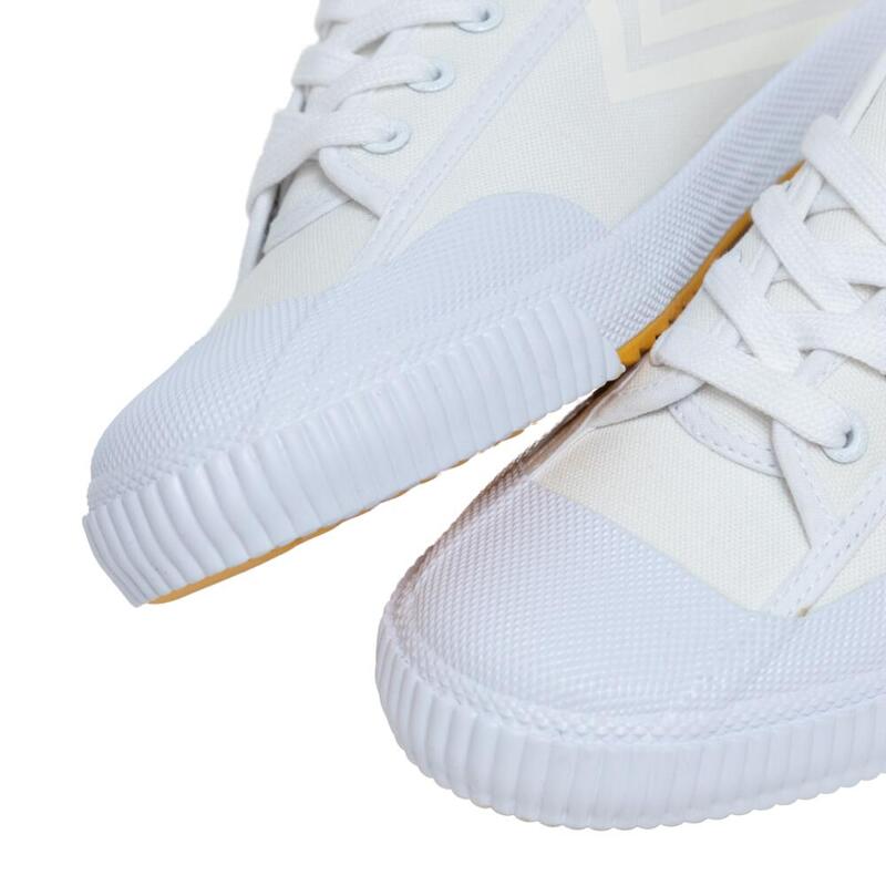 Royal White LO Sneakers - White