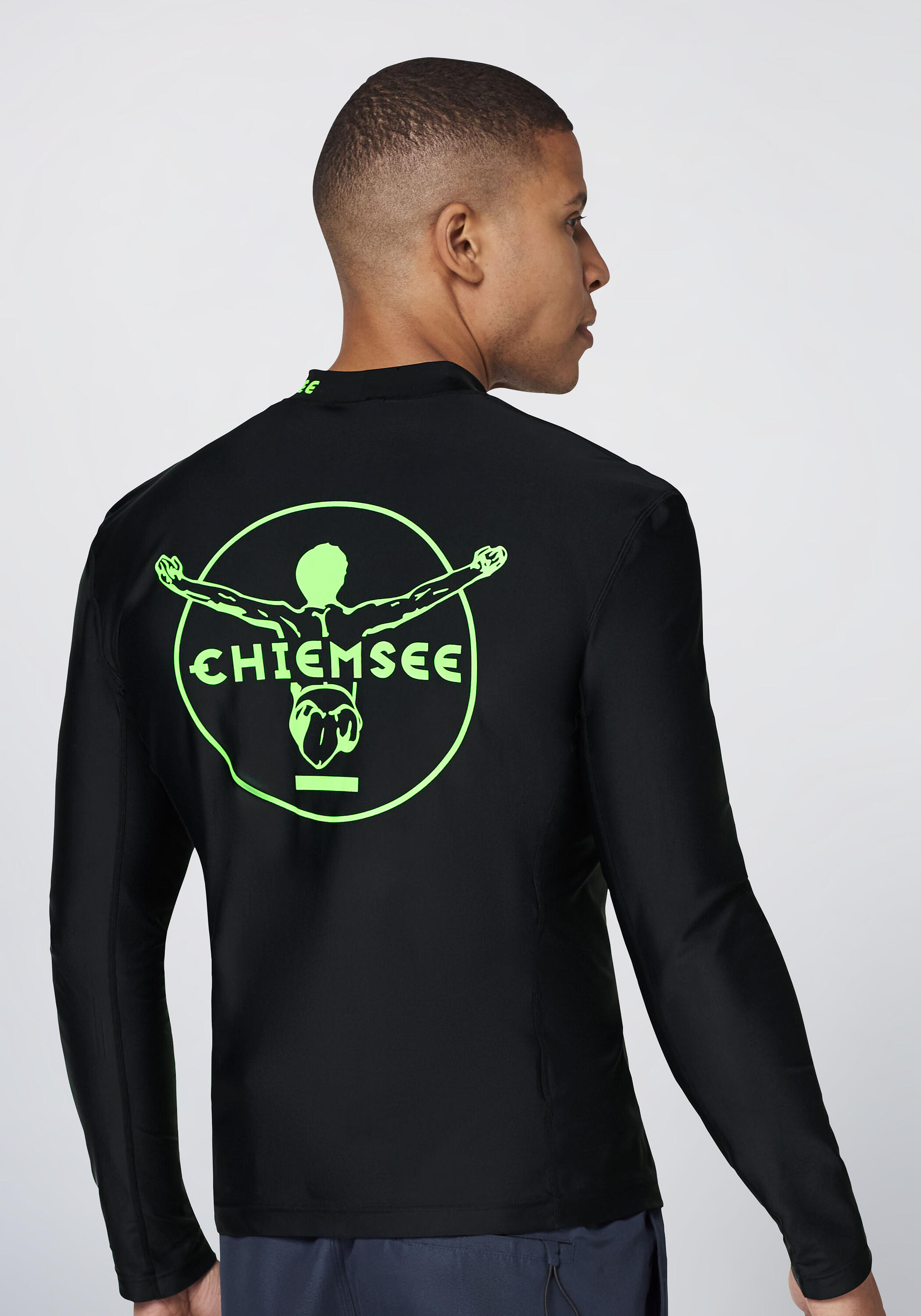 Swim-Shirt im Label-Design 6/6