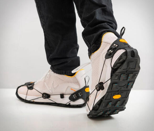 ARCTIC GRIP Wet Ice Tech Portable Performance Sole