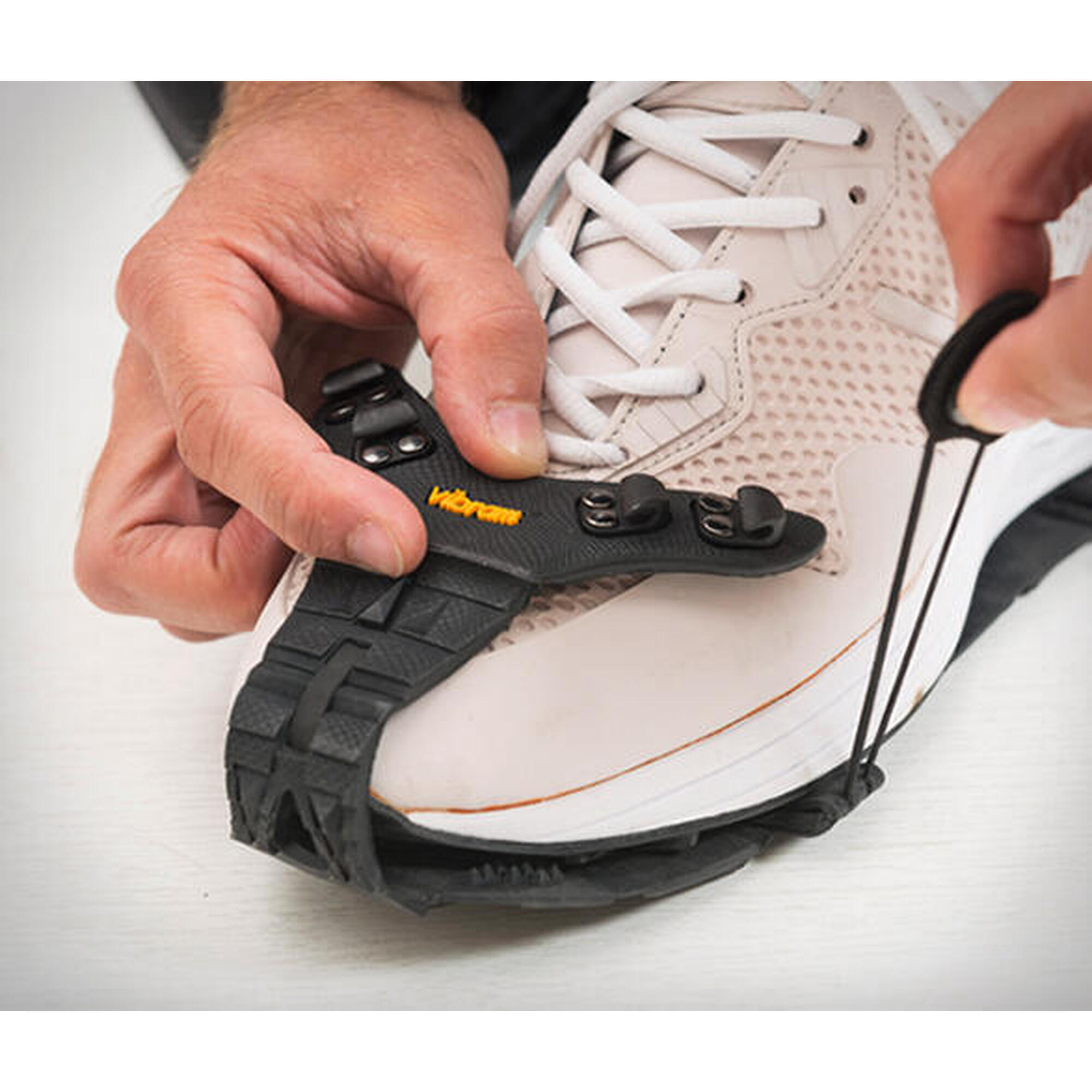 ARCTIC GRIP 可攜式濕冰止滑機能鞋套