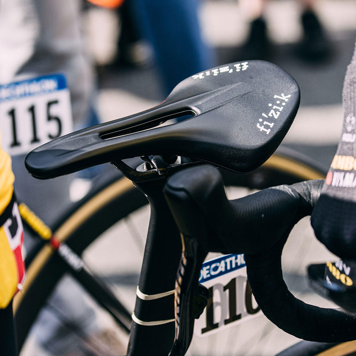 Vento Antares R5 Saddle 150 MM - BLACK