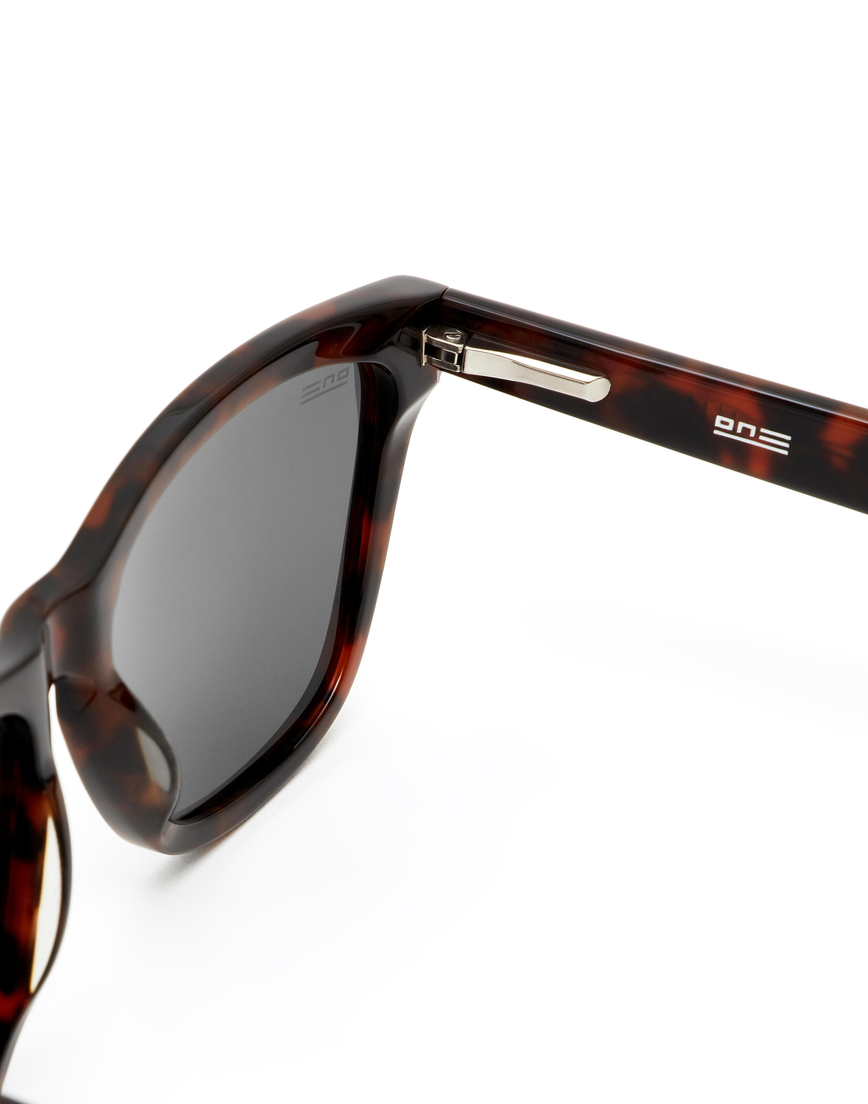 HAWKERS - Sunglasses for Men and Women BLACK CAREY - ONE X 4/7