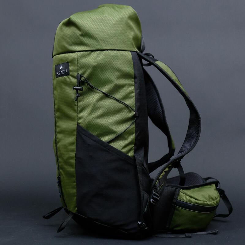 VerticalZip Unisex Ultralight Hiking Backpack 32L - Green