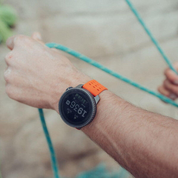 垂直鈦太陽能電子手錶 - 峽谷橙