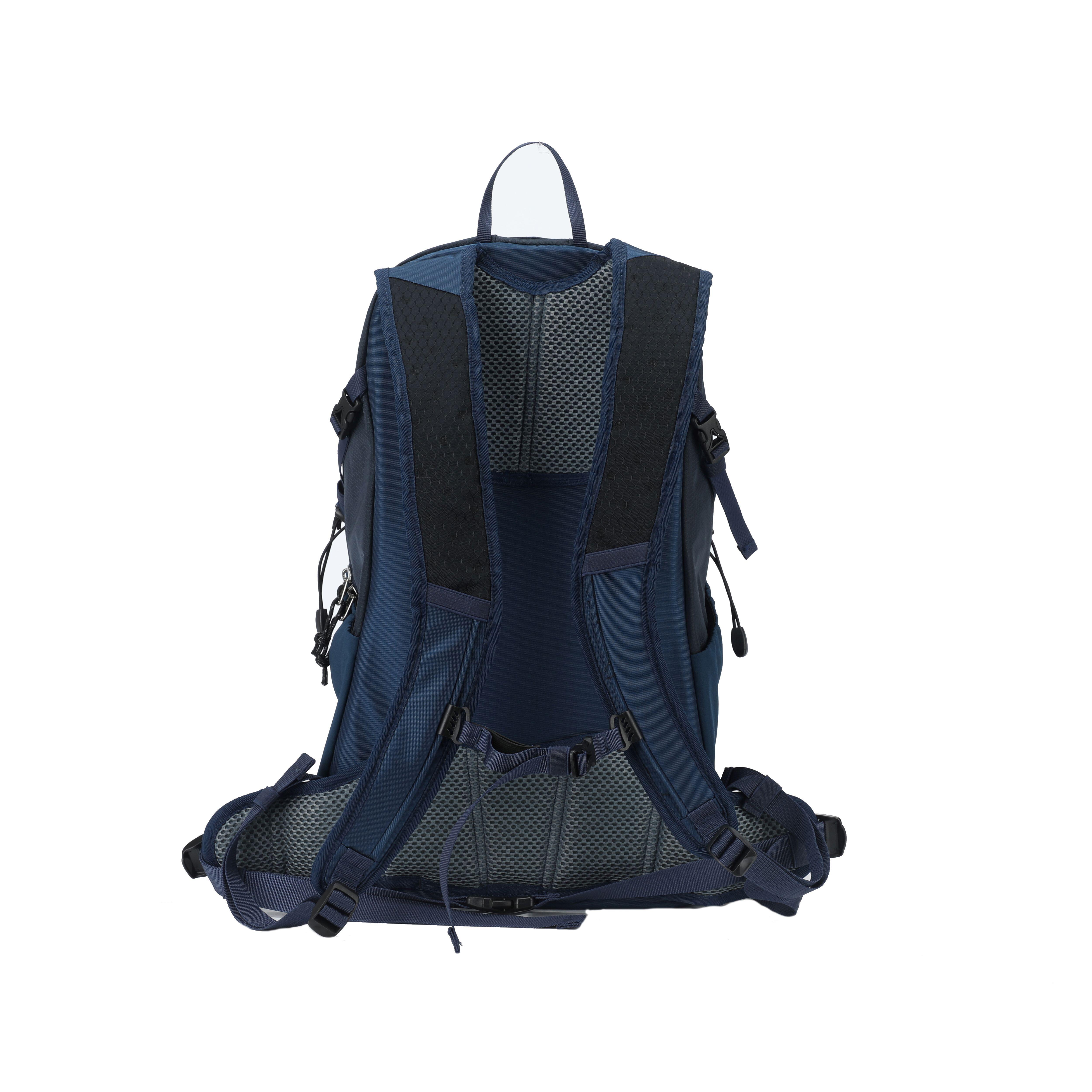 【美品】NEXTRAVELER BACKPACK 2.0　【24リットル】 高城剛による『NEXTRAVELER TOOLS』の超軽量バックパックが