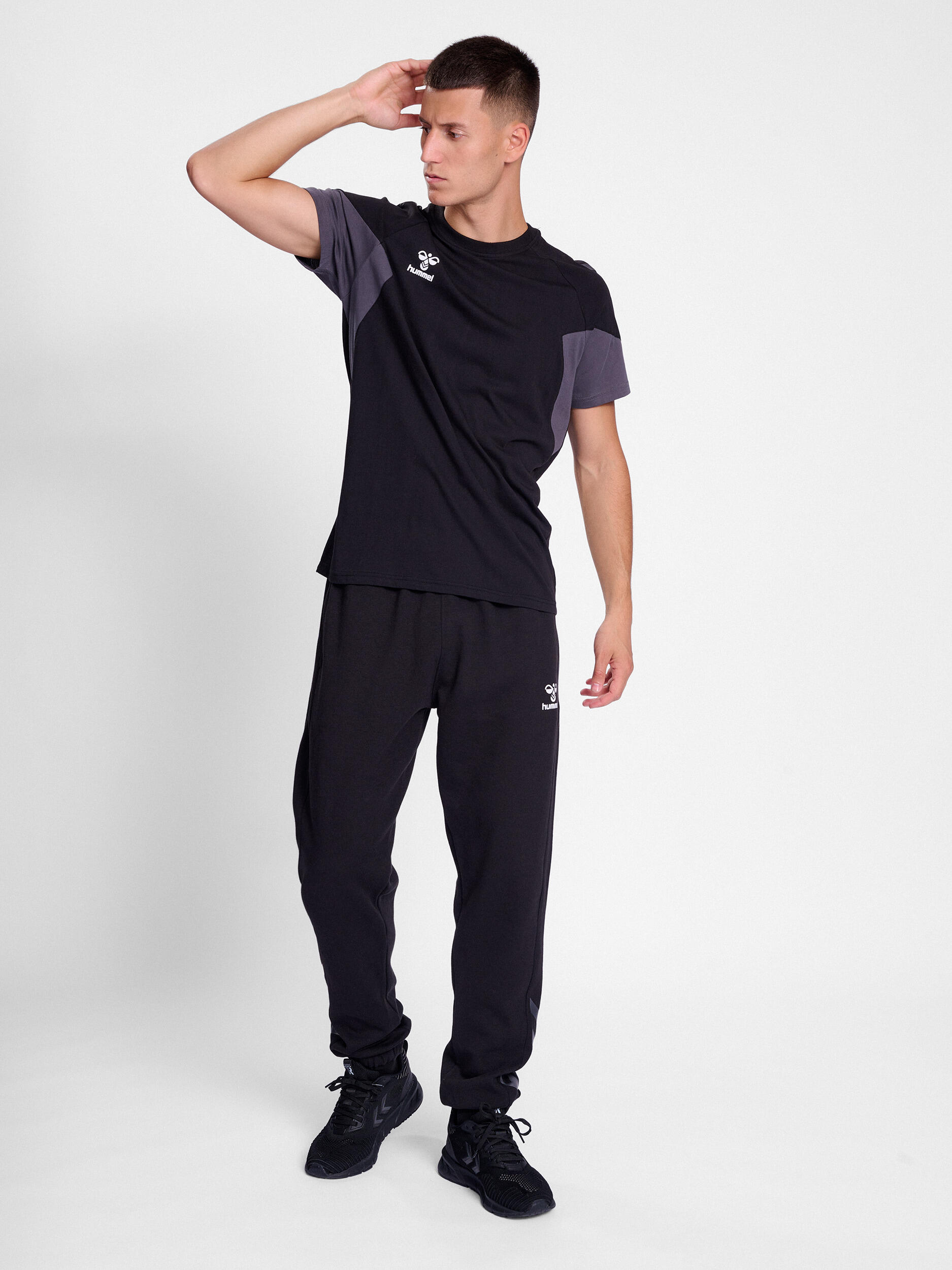 Jogging Hummel Travel 2/7