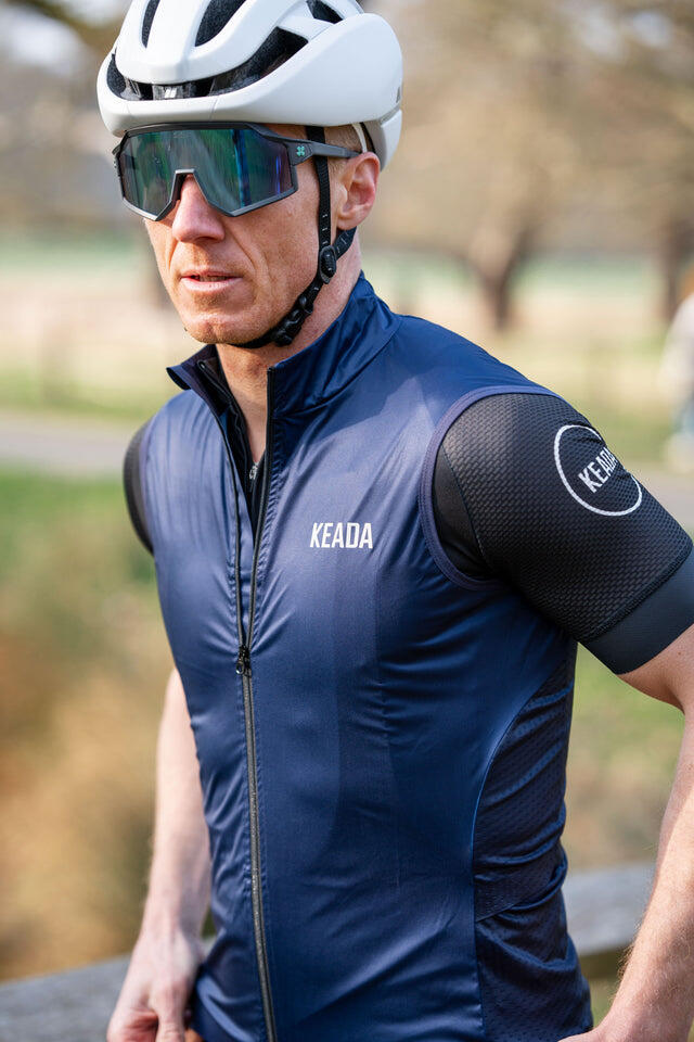 Chaleco esencial de ciclismo para hombre - Azul marino 4/5