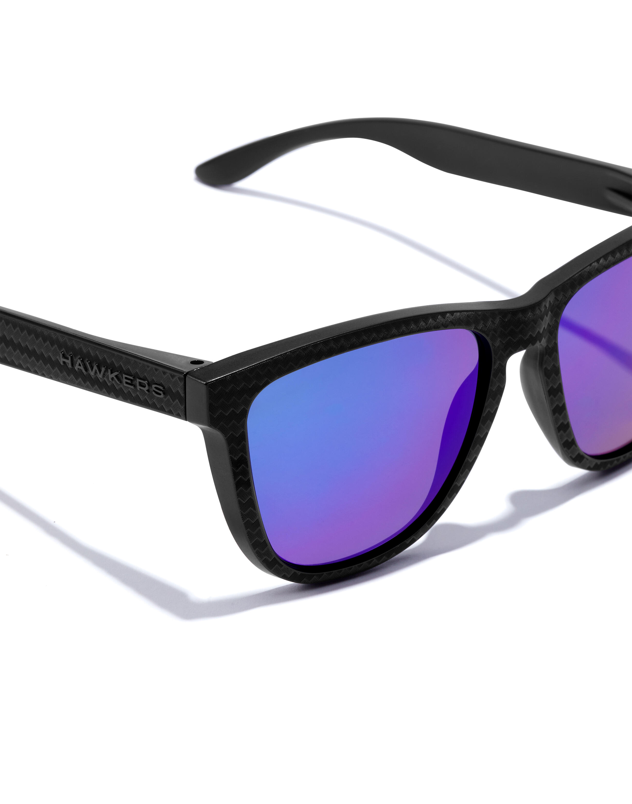 HAWKERS - Lunettes de Soleil pour Homme et Femme POLARIZED SKY ONE CARBON FIBER 6/7