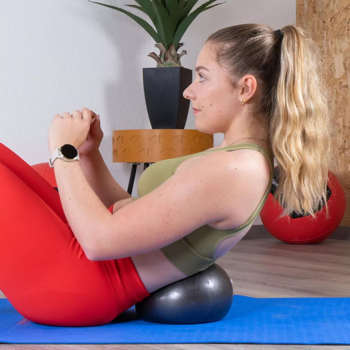 Mini yoga pilates exercise ball Ø 15cm