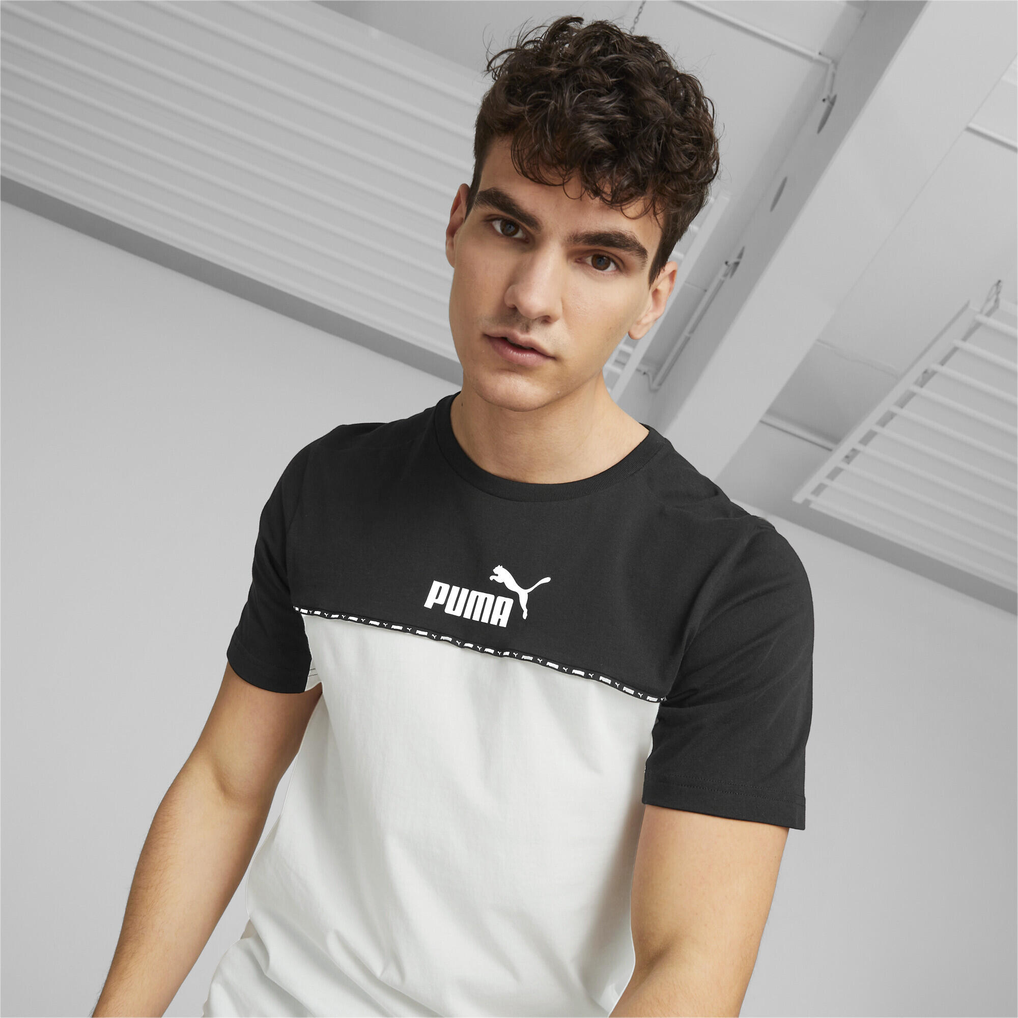 T-shirt Essentials bande color block Homme PUMA Black 4/7